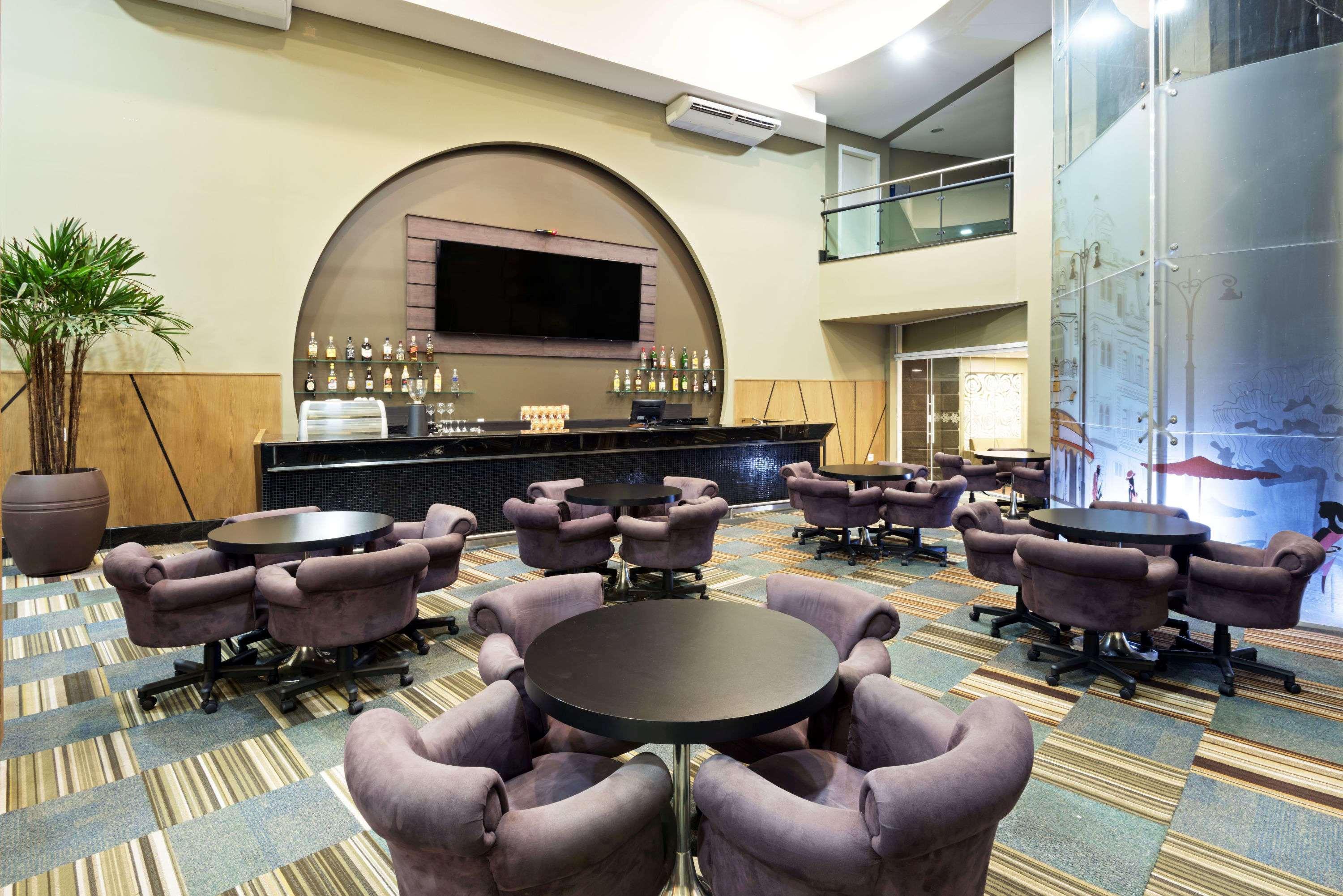 Wyndham Golden Foz Suites Foz do Iguacu Exterior photo