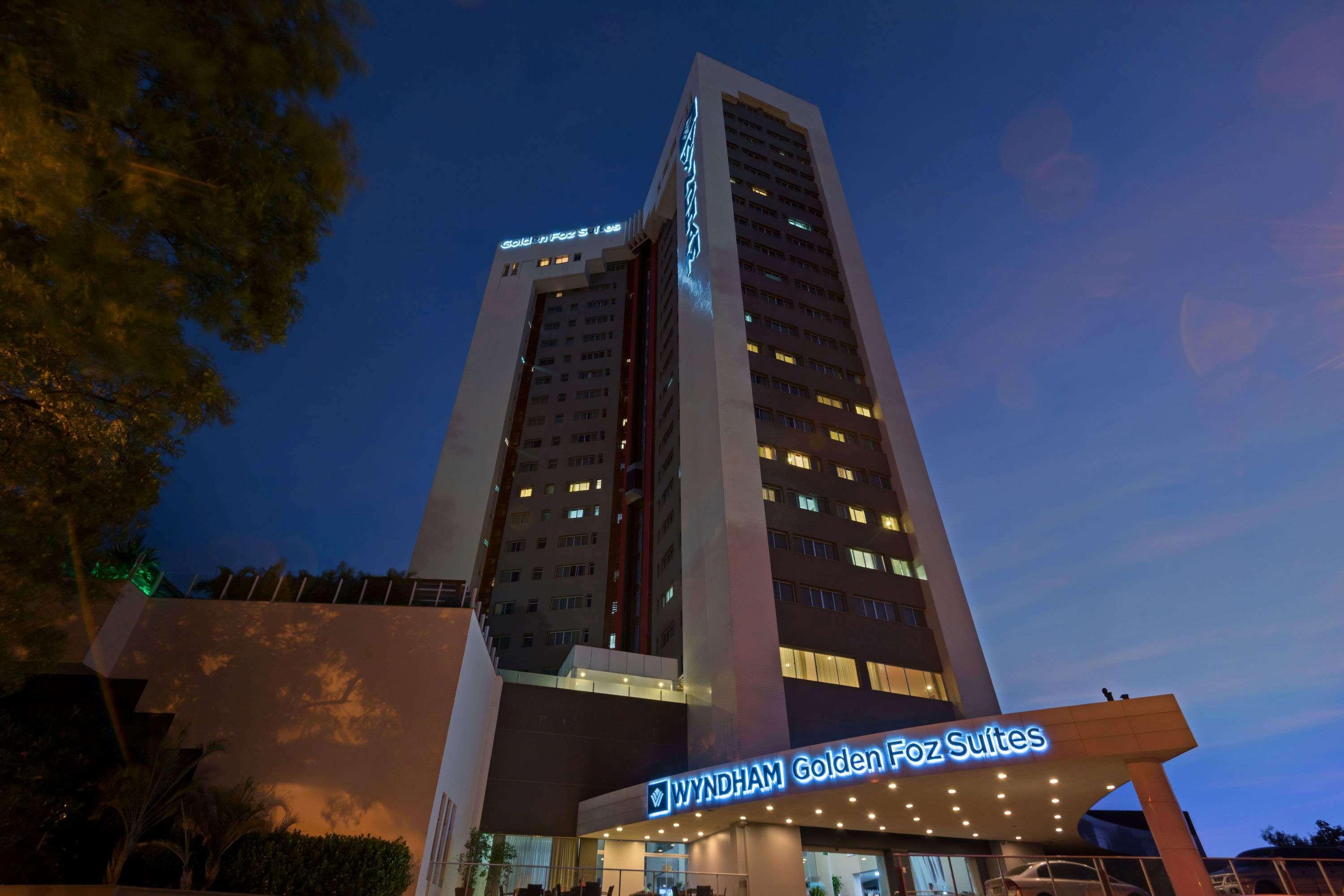 Wyndham Golden Foz Suites Foz do Iguacu Exterior photo